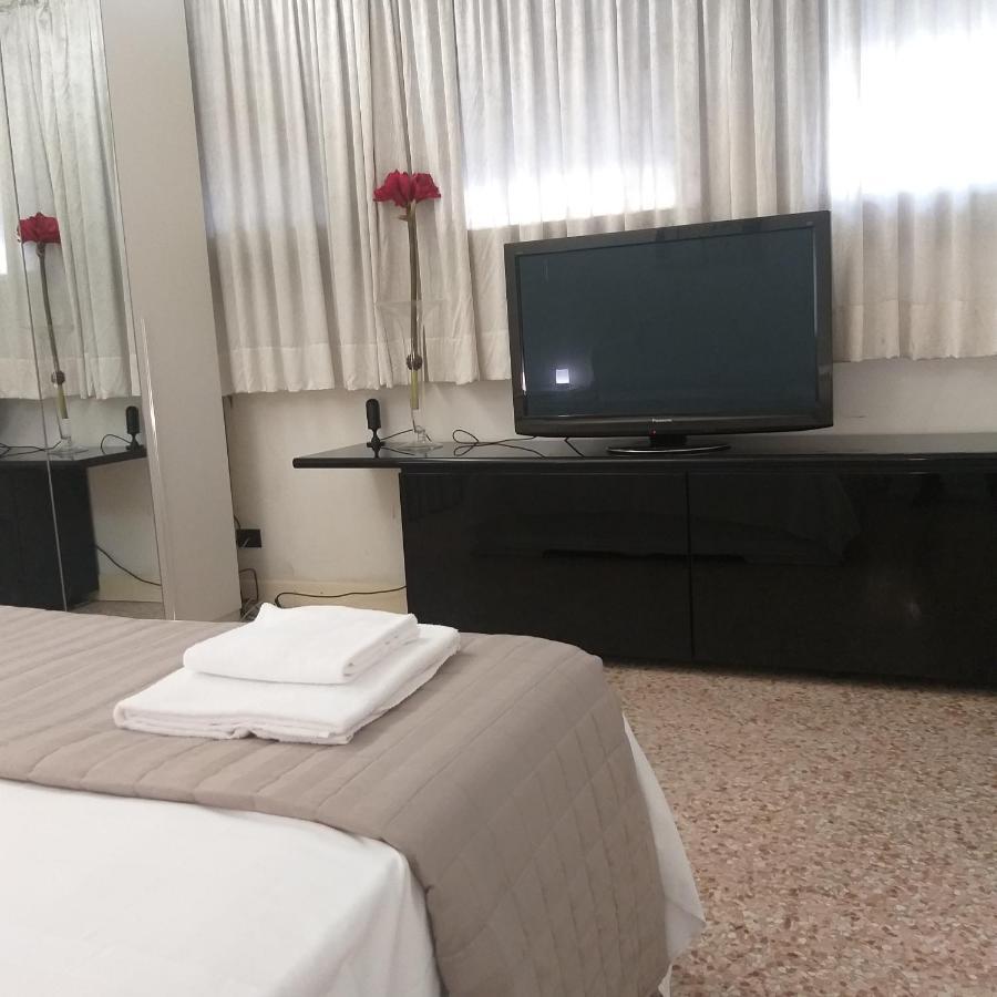 Locazione Turistica Gioia Bed & Breakfast Padova Dış mekan fotoğraf
